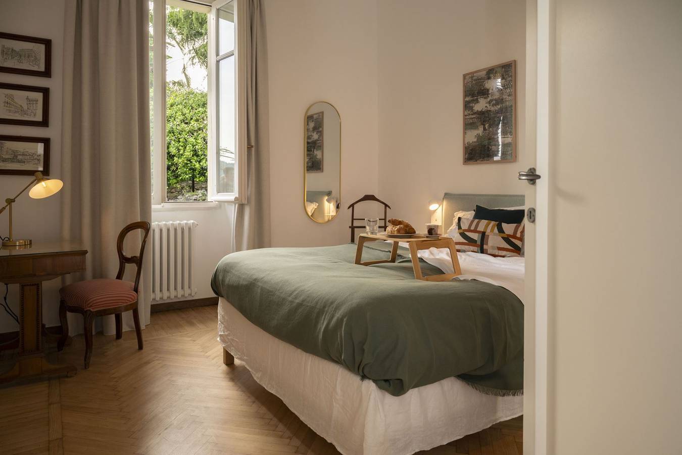 Appartamento intero, Lago Maggiore Sponda Lombarda - Dimora La Rondanina Vista Lago Maggiore in Angera, Comune di Angera
