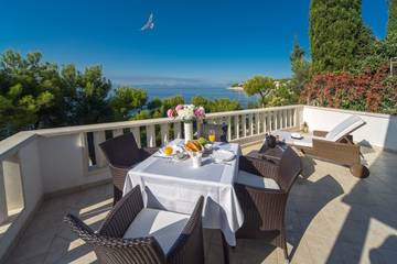 Villa für 12 Personen in Primosten, Šibenik-Knin, Bild 1