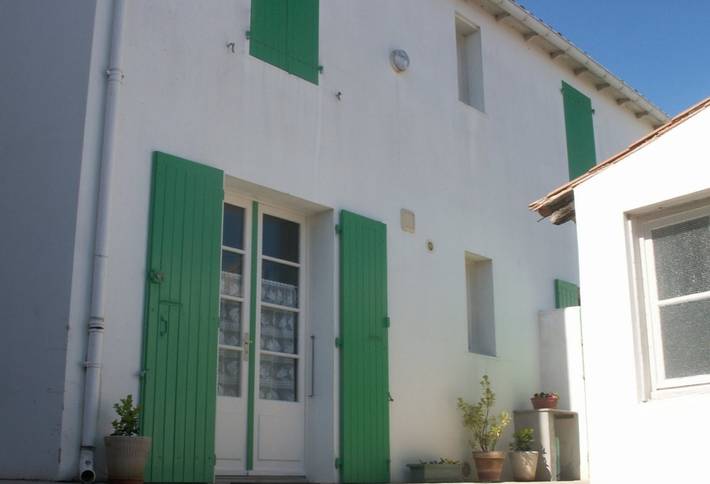 Gîte pour 4 personnes, avec terrasse - 1