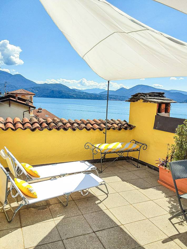 Ferienwohnung für 3 Personen, mit Ausblick und Terrasse sowie Seeblick, mit Haustier - 1