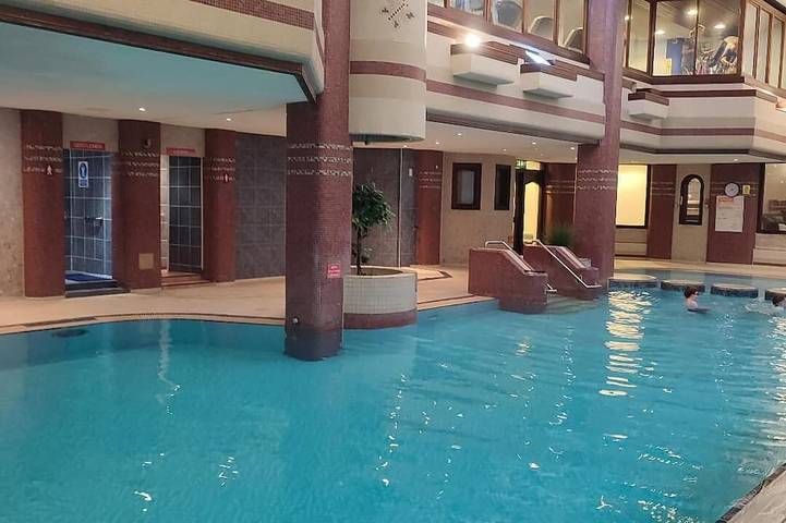 Ferienhaus für 6 Personen, mit Sauna und Whirlpool sowie Garten und Pool in Lake District