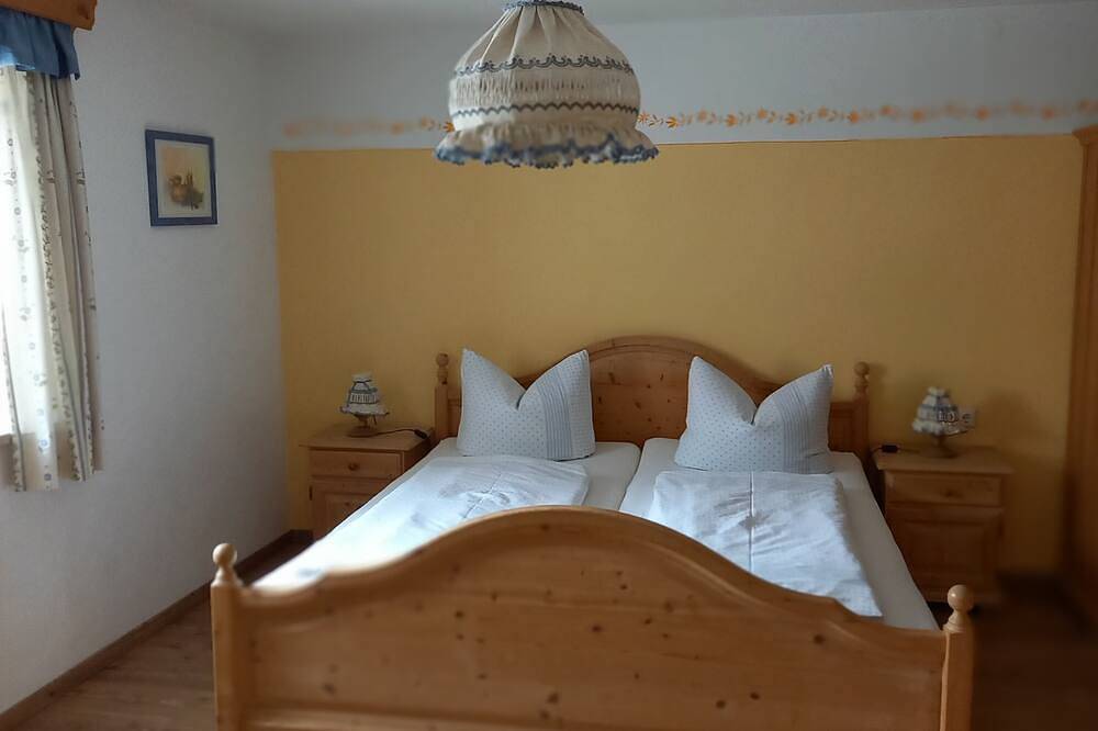 Ganze Wohnung, Ferienwohnung Ahorn für 4 Personen mit Balkon, 50 qm in Inzell, Bayerische Alpen
