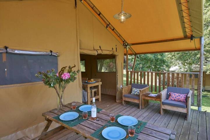 Tente pour 5 personnes, avec bassin pour enfant dans le Lot - 4