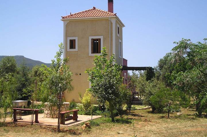 Gîte pour 6 personnes, avec Balcon et Jardin