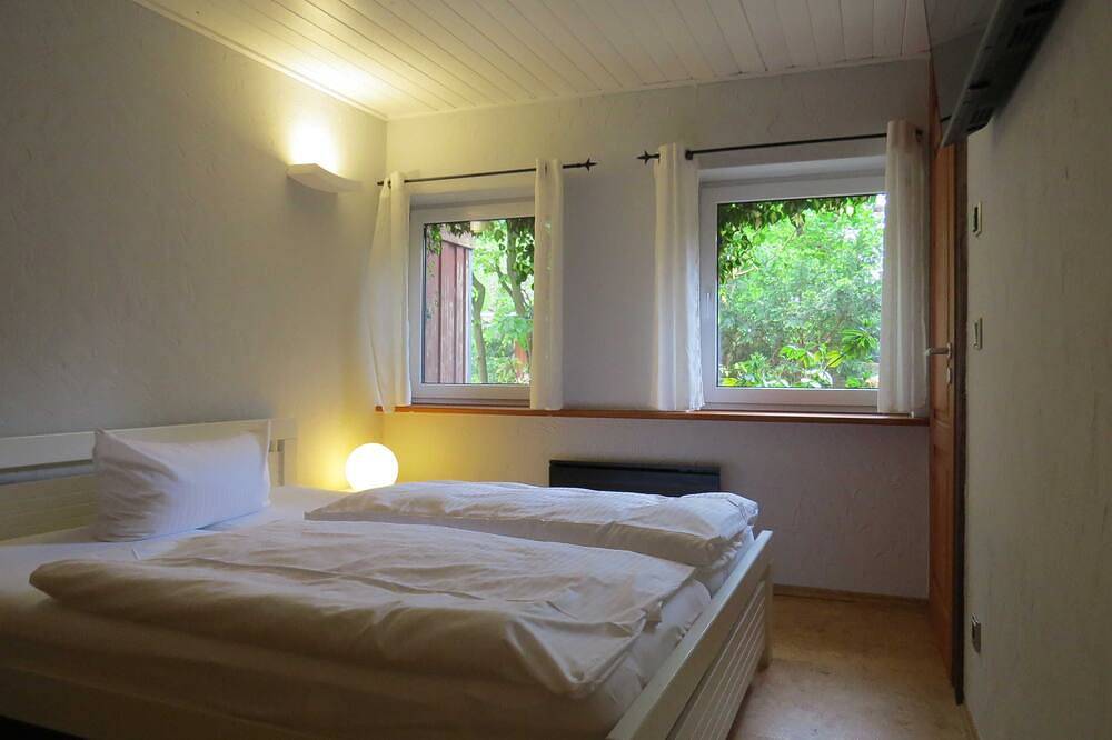Strandhaus Möve - Ferienhaus in Ostseebad Wustrow, Wustrow