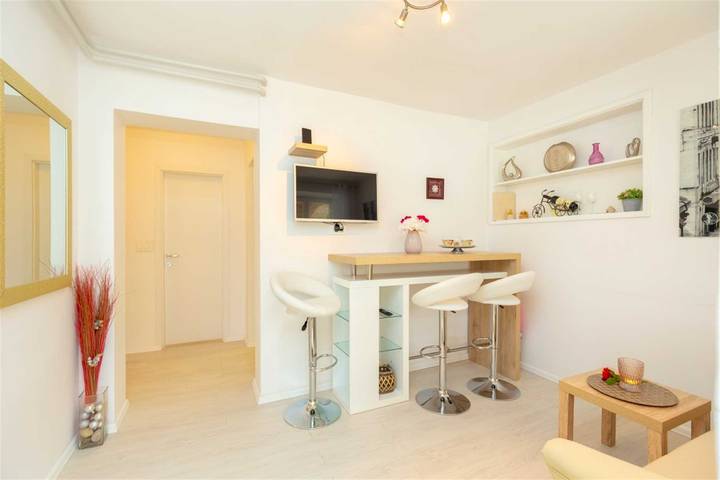 Entire apartment, White Stone Steel - 2 Bedroom Apartment with Terrace and Sea View in Plaža Bellevue, Grad Dubrovnik