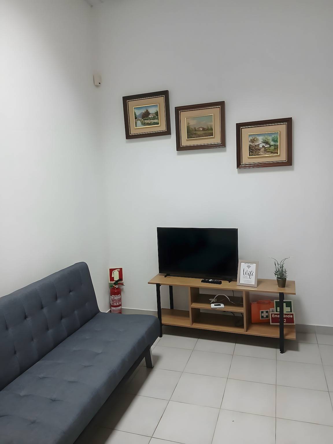 Holiday Home 'Family Comfort Minde' with Wi-Fi and Air Conditioning in Minde, Parque Natural das Serras de Aire e Candeeiros