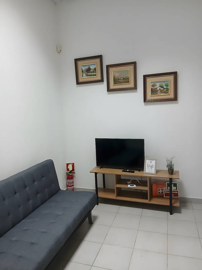Holiday Home 'Family Comfort Minde' with Wi-Fi and Air Conditioning in Minde, Parque Natural das Serras de Aire e Candeeiros