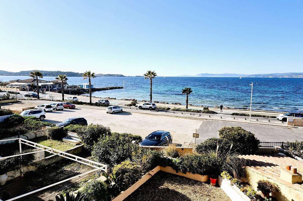 Apartamento entero, Vista completa al mar, a 10 m de la playa de arena, en Brusc, Terraza... in Le Brusc, Six-Fours-les-Plages