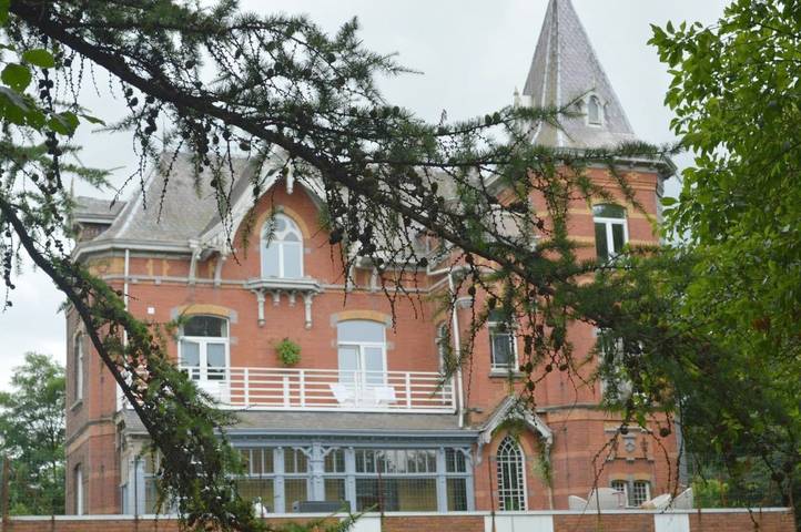 Chambre d’hôte pour 2 personnes, avec Balcon et Terrasse ainsi que Jacuzzi et Jardin à Verviers
