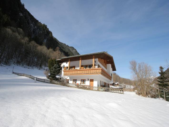 Ferienhaus für 7 Personen, mit Terrasse und Garten im Montafon