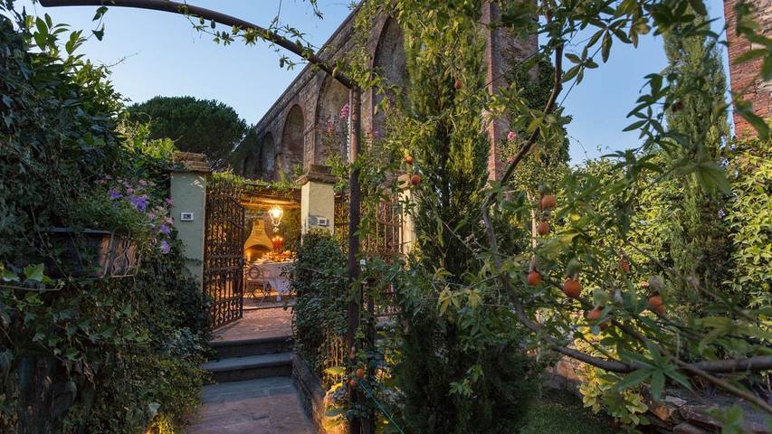 Villa per 2 persone, con giardino a Lucca