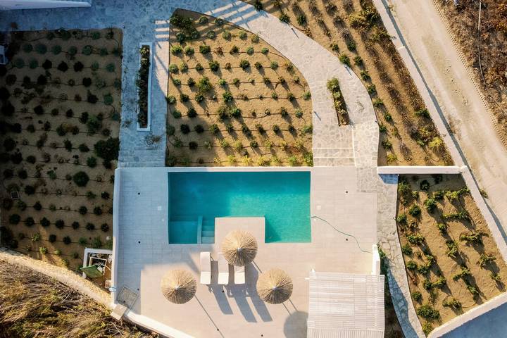 Villa 'Finest Air con piscina privada' con vistas al mar, Wi-Fi y aire acondicionado in Naxos (isla)