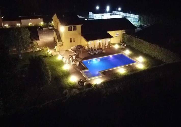 Maison d’hôte pour 4 personnes, avec Balcon et Jardin ainsi que Piscine et Vue à Bassiano
