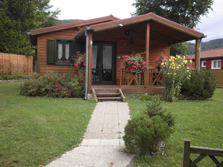 Chalet pour 6 personnes, avec Terrasse et Piscine