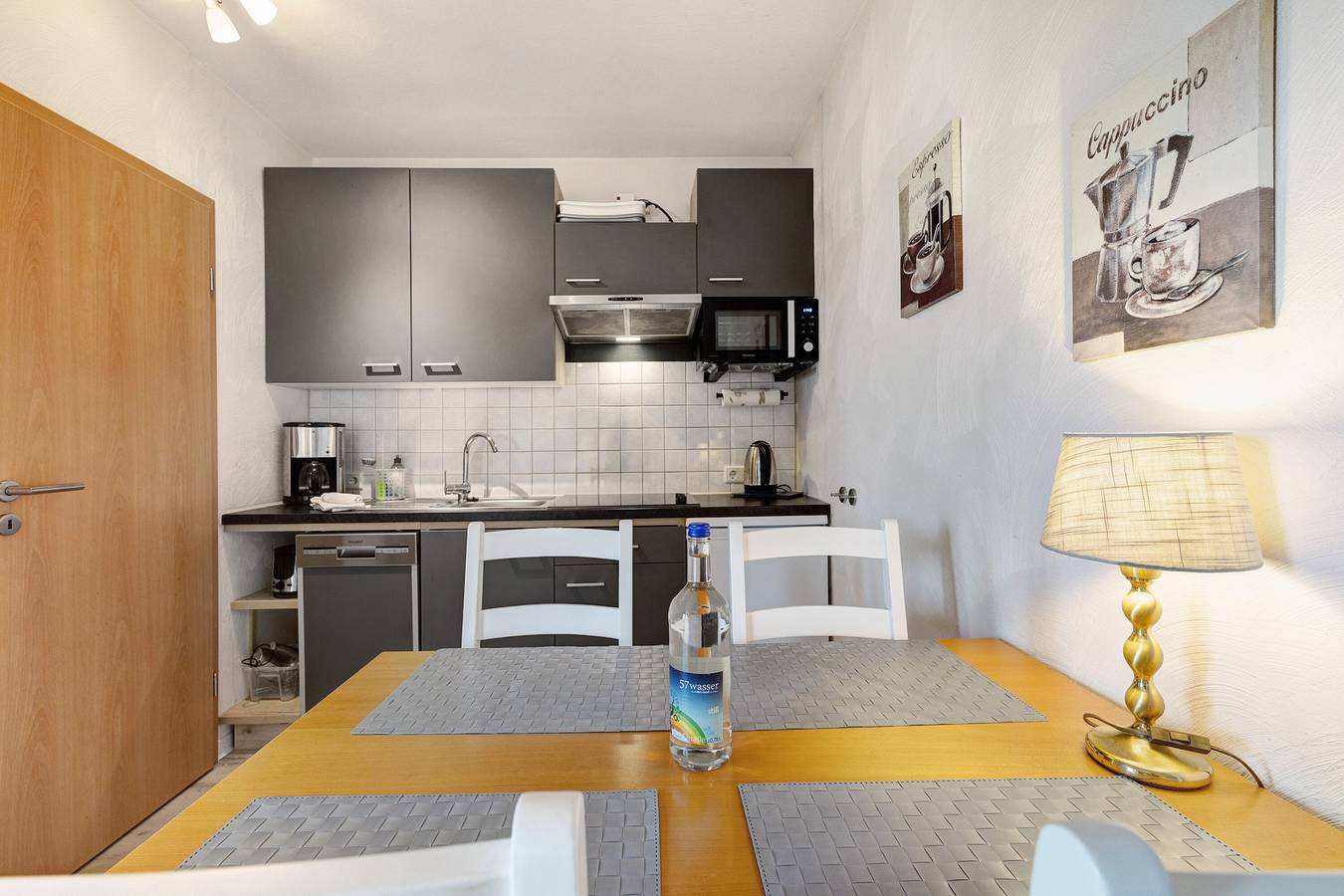 Ganze Wohnung, Apartment Nr.2 mit Balkon in Attendorn, Biggesee