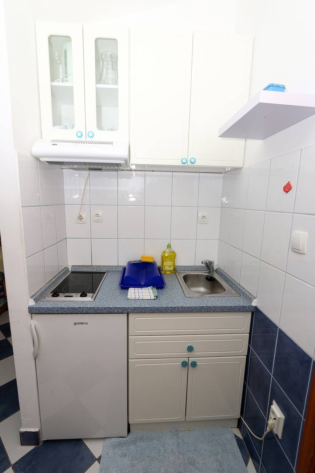 Ganze Wohnung, 1-Zimmer-Ferienwohnung mit Balkon und Meerblick Sucuraj, Hvar A-3589-c in Sucuraj, Hvar