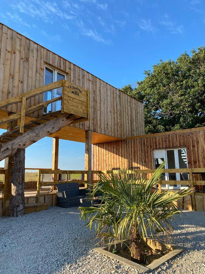 Location de vacances pour 4 personnes, avec Terrasse ainsi que Jardin et Vue à Sormery