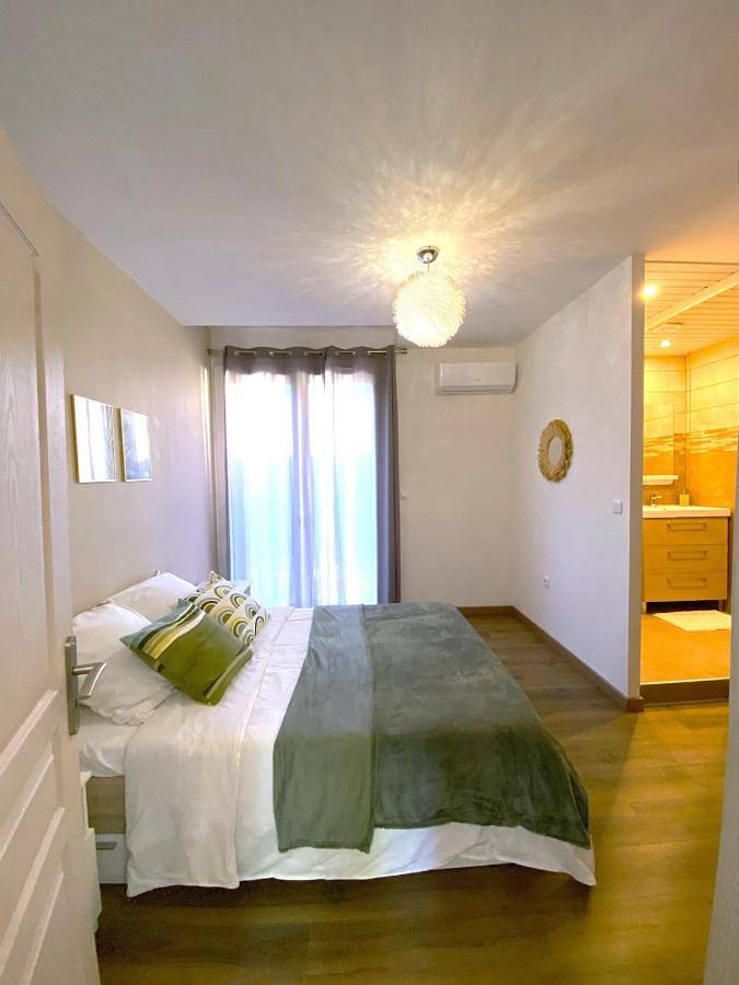 Gîte pour 3 personnes, avec terrasse, animaux acceptés dans Office De Tourisme D Istres - 3