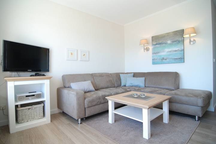 Ferienwohnung für 3 Personen, mit Balkon und Pool sowie Sauna