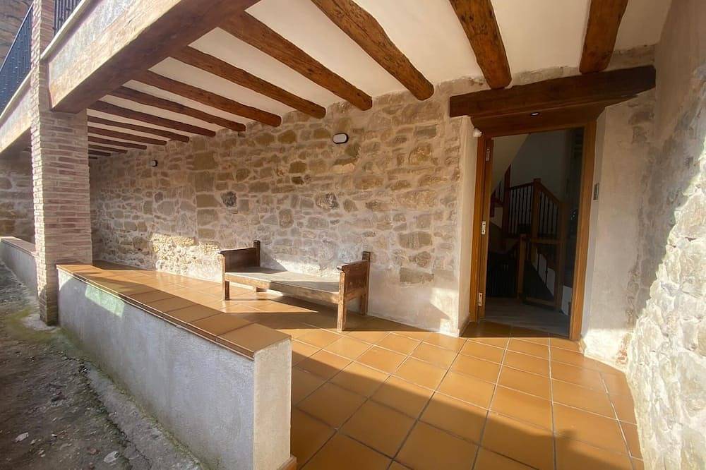 Entire apartment, Casa la luz - Apartment2 in Teruel Region