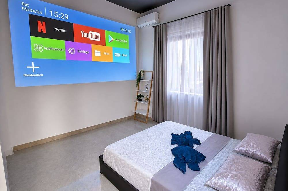 Entire apartment, Cinema Apartment • 5 Guests • Near Beach Trapani in Trapani, Trapani Province