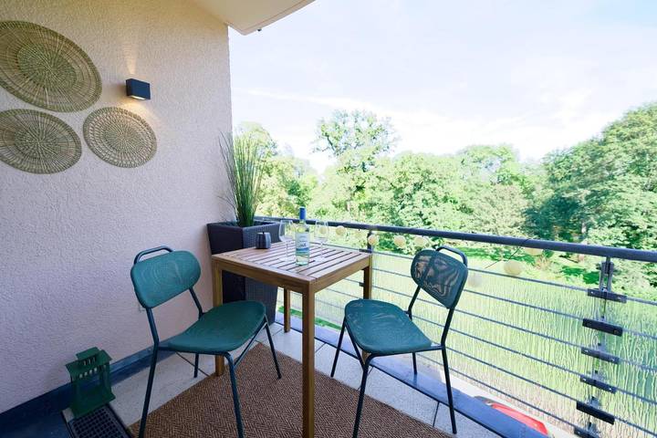 Ferienwohnung für 4 Personen, mit Balkon und Terrasse sowie Seeblick und Ausblick in Zwickau - 3