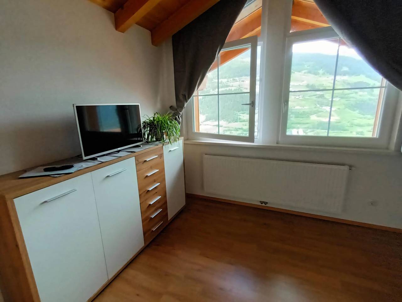 Ganze Wohnung, Wohnung Hochgallmigg nahe Skipisten in Fließ, Tiroler Oberland
