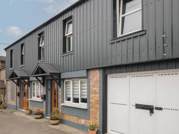 Cottage for 4 People in County Antrim, Photo 1