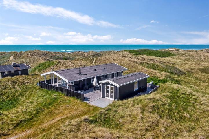 Ferienhaus mit Meerblick für 6 Personen, mit Sauna und Terrasse in Grønhøj Strand