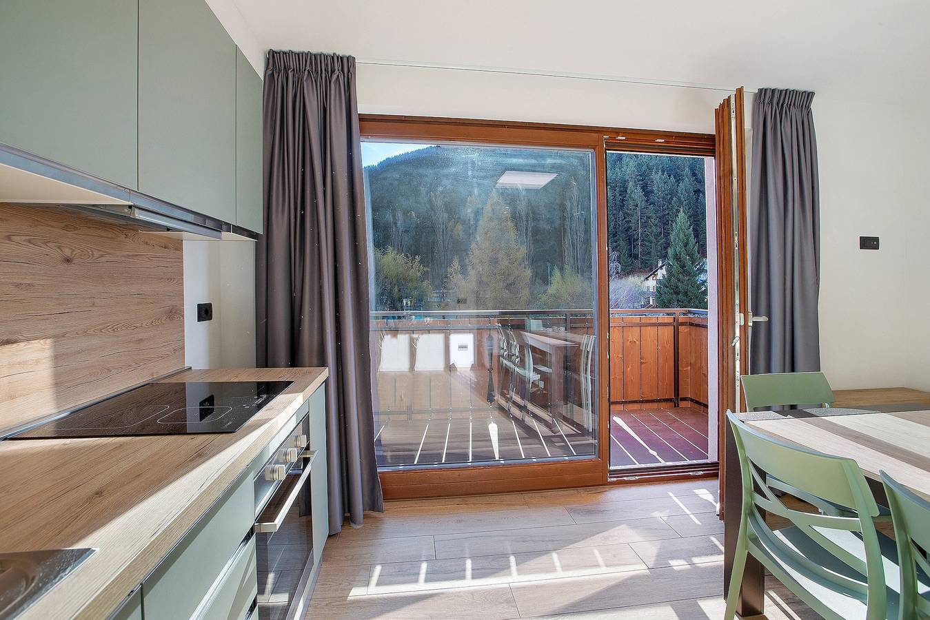 Ganze Wohnung, Apartment '3' mit Bergblick, Gemeinschaftsgarten und Wlan in Isolaccia, Valdidentro