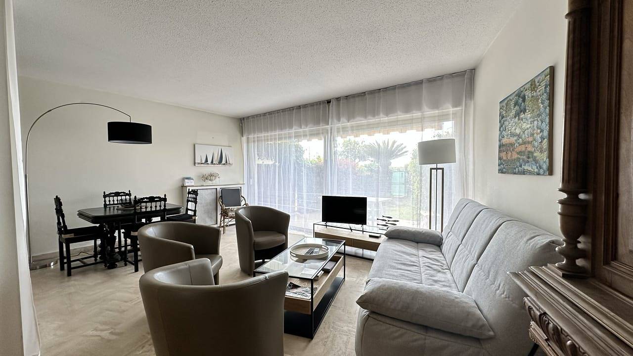 Appartement entier, Appartement de vacances pour 4 personnes avec jardin in Cannes, Région de Cannes