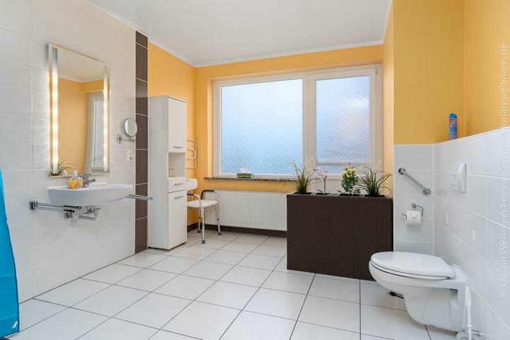 Ferienhaus für 5 Personen, mit Balkon und Terrasse sowie Garten an der Wurster Nordseeküste - 3