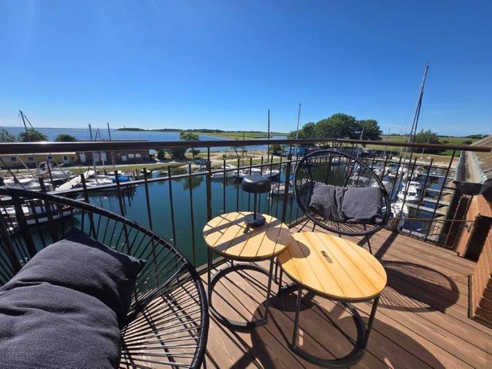 Ferienwohnung für 4 Personen, mit Balkon und Sauna sowie Ausblick in Orth
