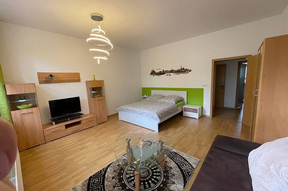 Ganze Wohnung, Ferienwohnung/App. für 4 Gäste mit 46m² in Zwickau (153923) in Zwickau, Chemnitz und Umgebung
