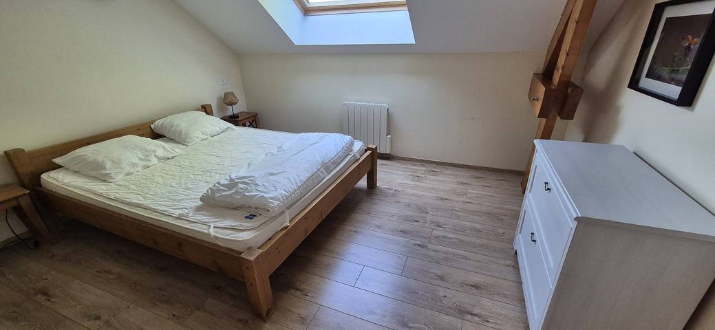 Maison de vacances 'Gite Des Mûres' avec terrasse privée, jardin privé et Wi-Fi in Denonville, Région de Chartres