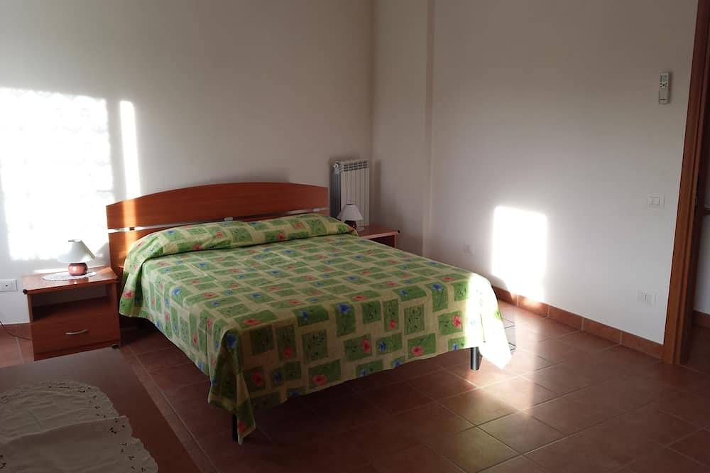 Apartamento entero, Capoterra: Costa sur de Cerdeña - Alquilo piso en la villa in Capoterra, Provincia de Cagliari