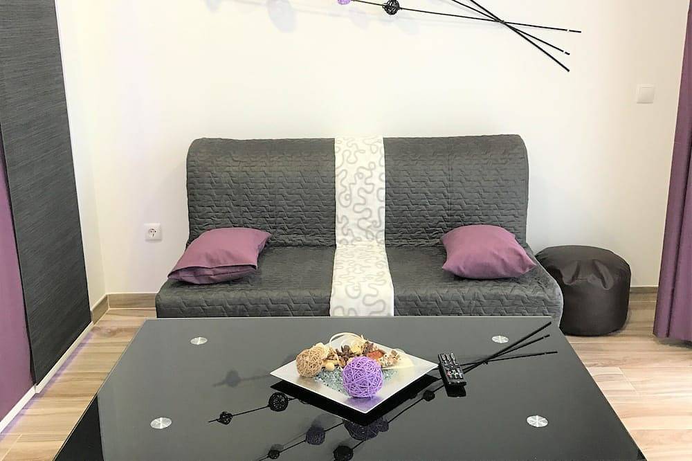 Ganze Wohnung, Das Purple Studio mit Gemeinschaftsterrasse liegt 200 m vom Strand Peniche entfernt in Peniche, Leiria District