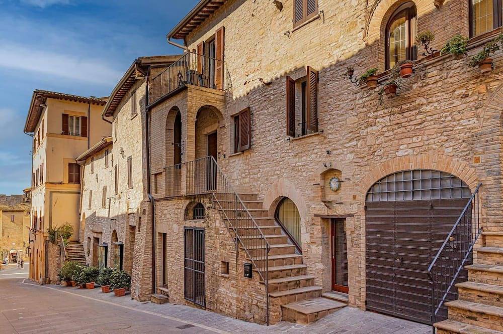 Apartamento entero, A refined abode a stone's throw from the Basilica of St. Francis in Asís, Provincia de Perugia