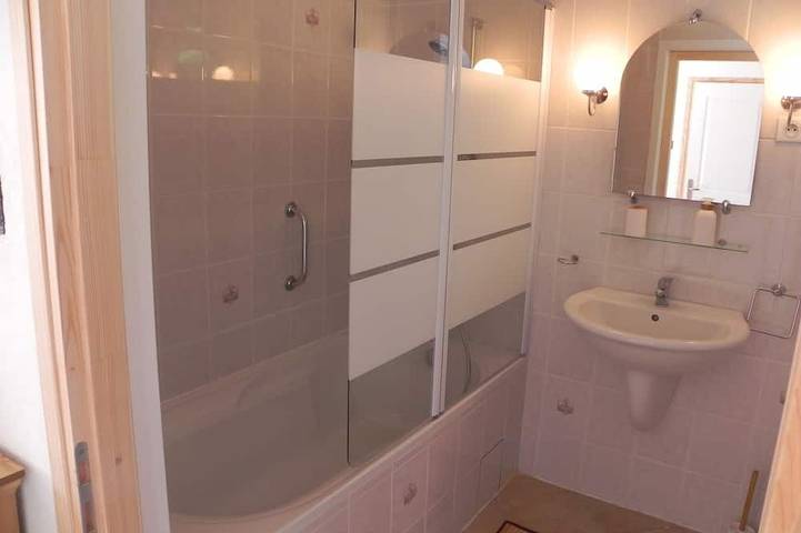 Gîte pour 2 personnes, avec jacuzzi ainsi que jardin et piscine, animaux acceptés à Saint-Frajou - 3