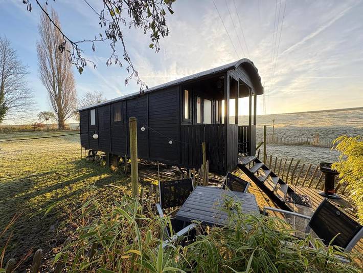 Maison de campagne pour 3 personnes, avec Balcon et Terrasse ainsi que Jardin et Vue à Frasnes-lez-Anvaing