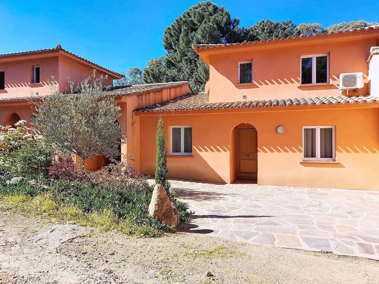 Haus 6 Personen in Sainte-Lucie de Porto-Vecchio, Zonza