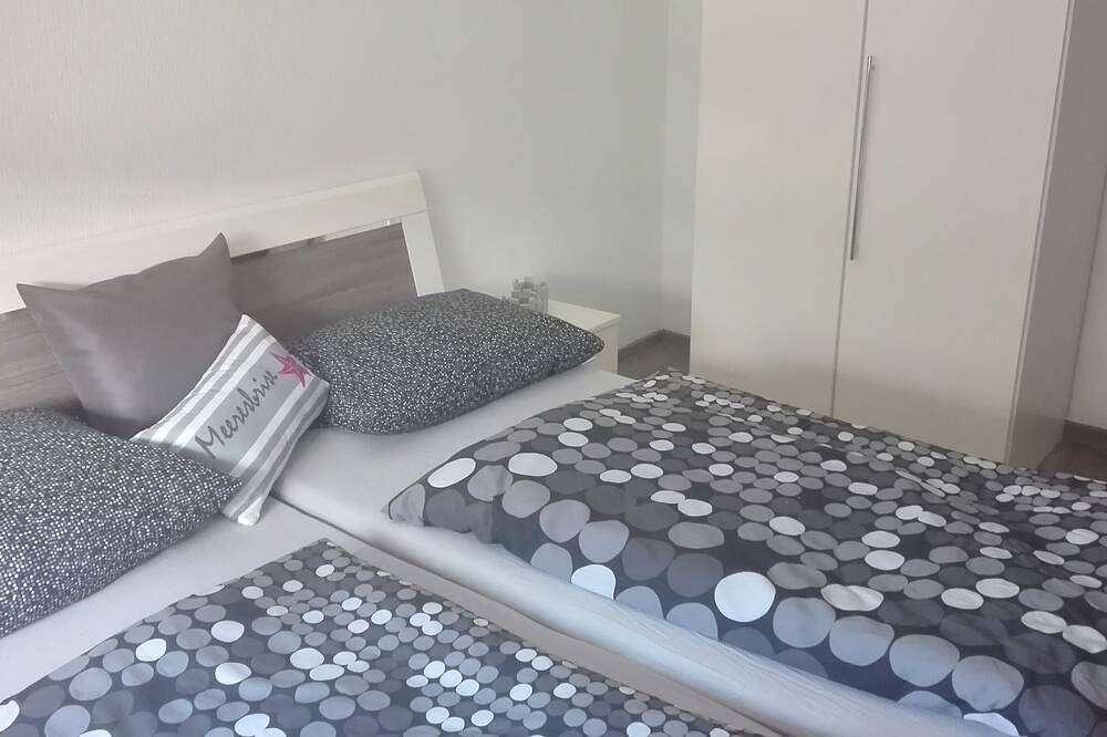 Ganze Wohnung, Schicke Wohnung mit Balkon nahe der Perlebucht in Büsum, Nordseeküste