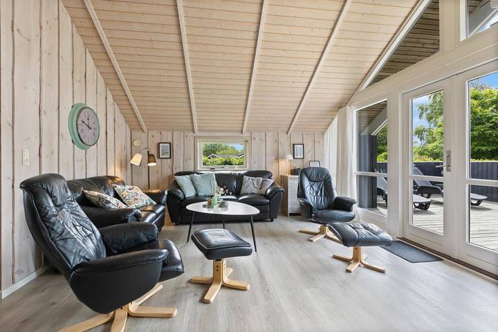 Ferienhaus für 6 Personen + 1 Hund in Bork Havn, mit Sauna und Whirlpool  in Bork Havn, Ringkøbing Fjord