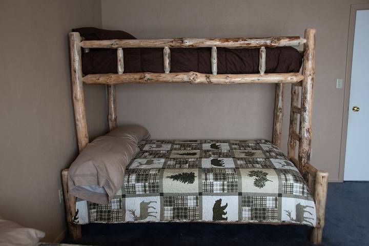 Gîte pour 7 personnes, avec terrasse à Wapiti - 3