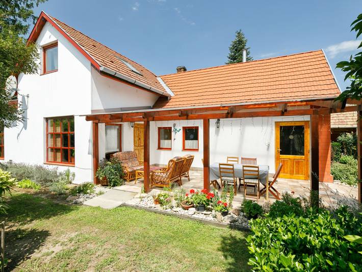 Ferienhaus für 5 Personen, mit Terrasse und Garten in Plattensee Südufer