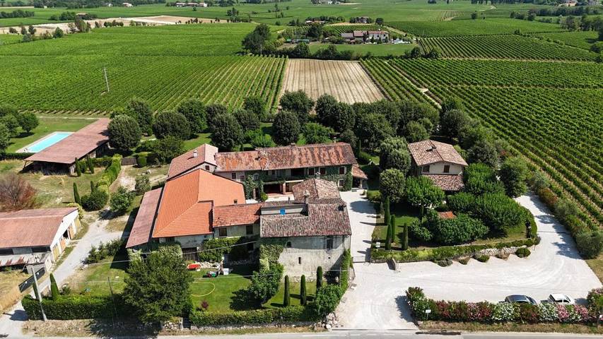 Landhaus für 4 Personen, mit Garten und Pool sowie Ausblick, mit Haustier in Gardasee-Lombardei - 4
