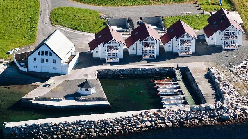 Ferienhaus für 7 Personen, mit Terrasse und Whirlpool in Vanylven