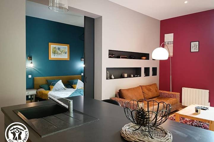 Location de vacances pour 4 personnes, avec Jardin ainsi que Piscine et Sauna à Fons - 2