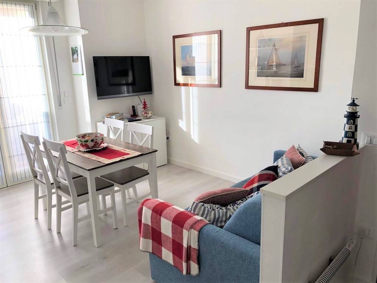 Entire apartment, Casa Vele a Garda in Garda, Garda Mountains